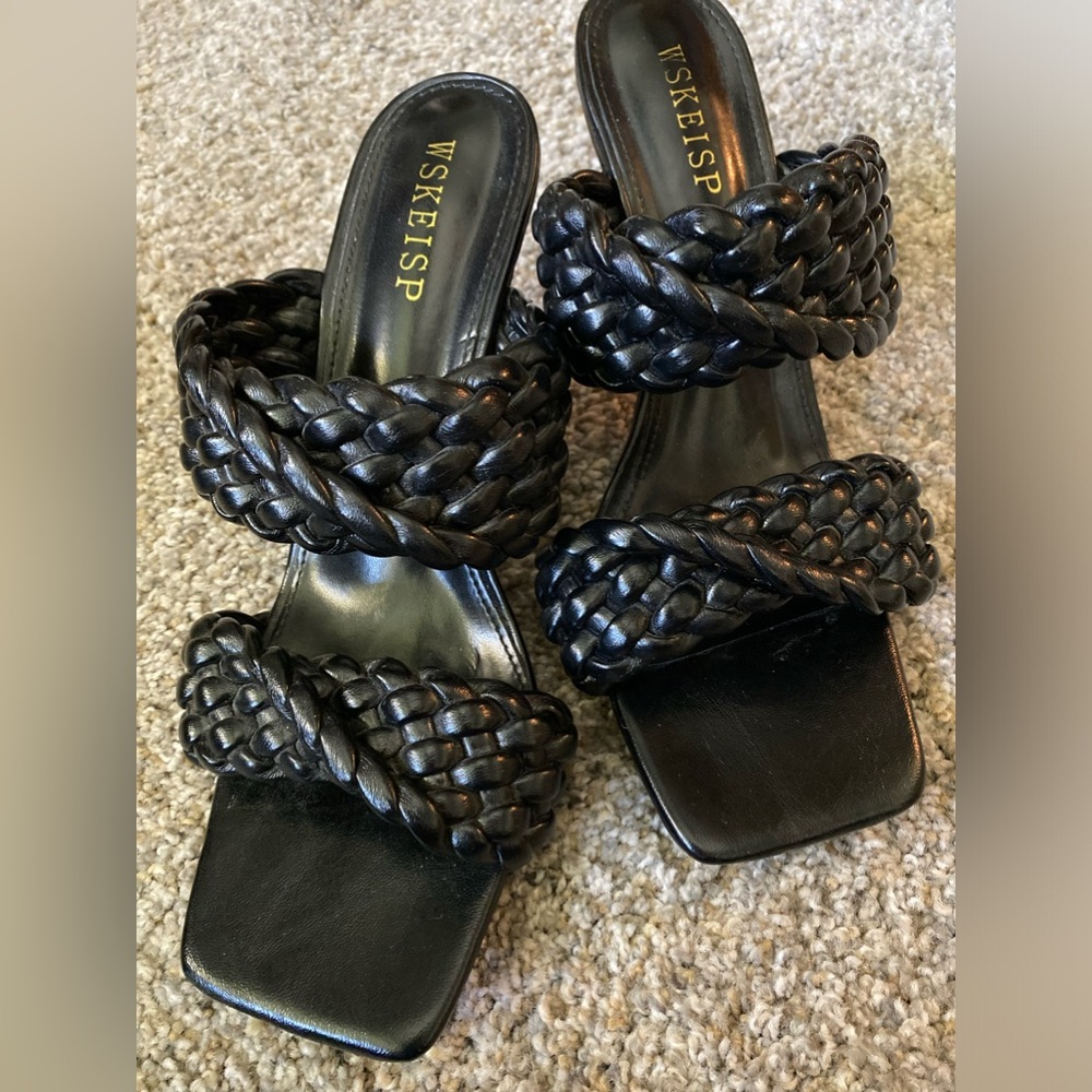 Black braided slide sandals in Size 8.5